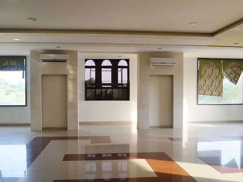 Gallery 16